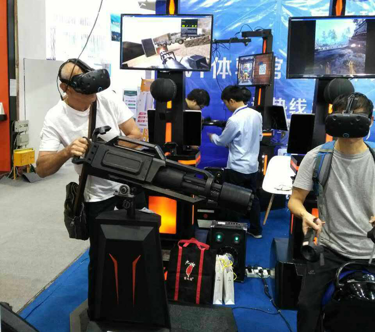 广东省广州奇影幻境卓信智诚科技参加VR体验馆展览 (4).jpg